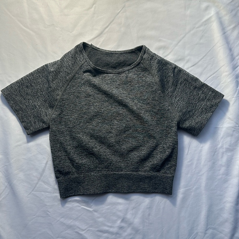 Amazon Athletic cropped top - Sz M